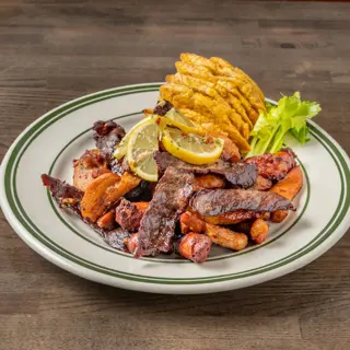 Carne, Cerdo, Pollo and Tostone