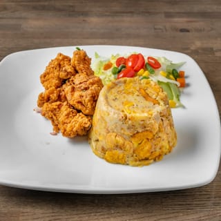Pollo (Chicken) Mofongo